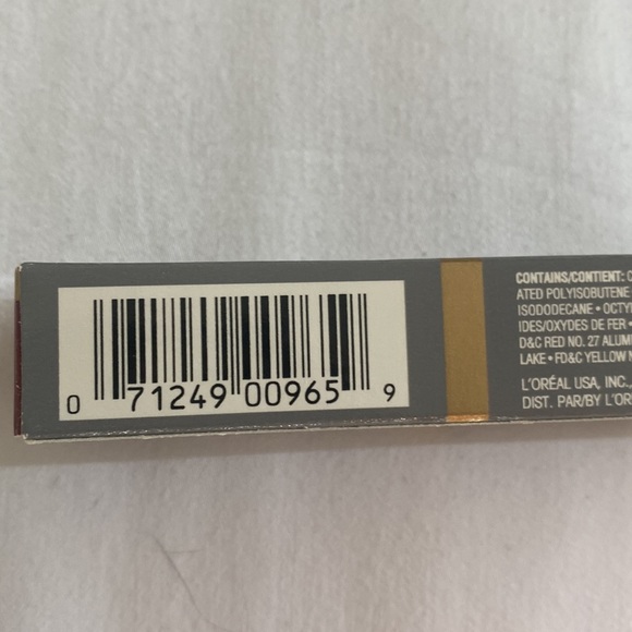 L’Oréal Color Endure Stay on Lipstick #730 Wine & Dine - Picture 6 of 6